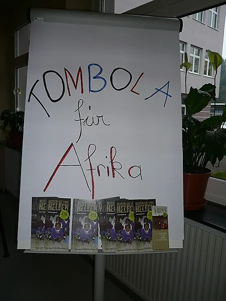 NMS Vöcklamarkt spendet 784 Euro