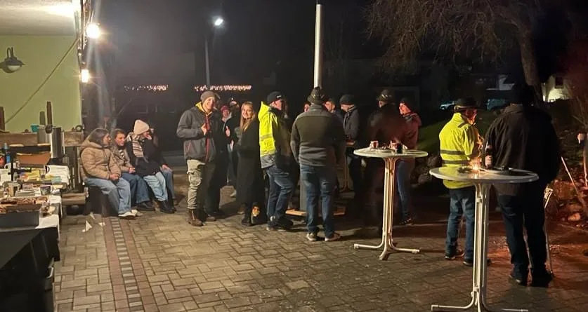Nachbarn und Freunde Lohen