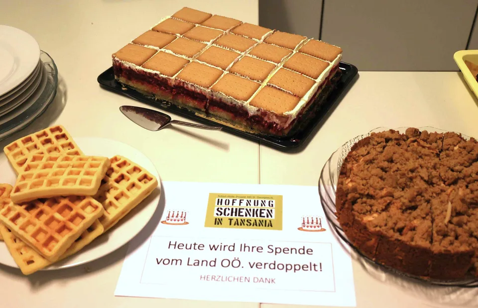 Kaffee und Kuchen für Tumaini
