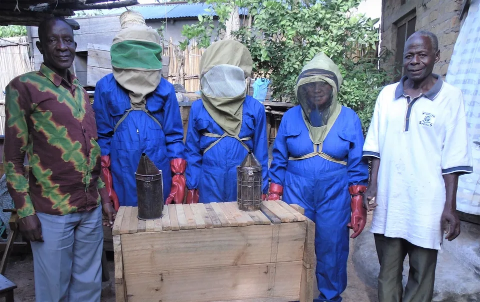 Organic Farming 3 – Bienen für Ngudama