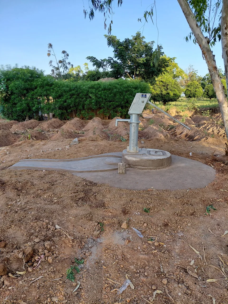 Tumaini eröffnet 21. Brunnen – Bild 6 von 15